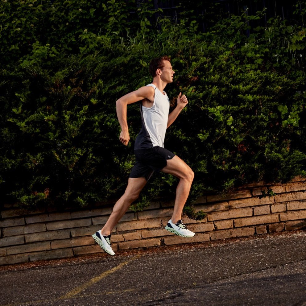 Men's On Cloudstratus Running Shoes White / Mint | NZ-65341